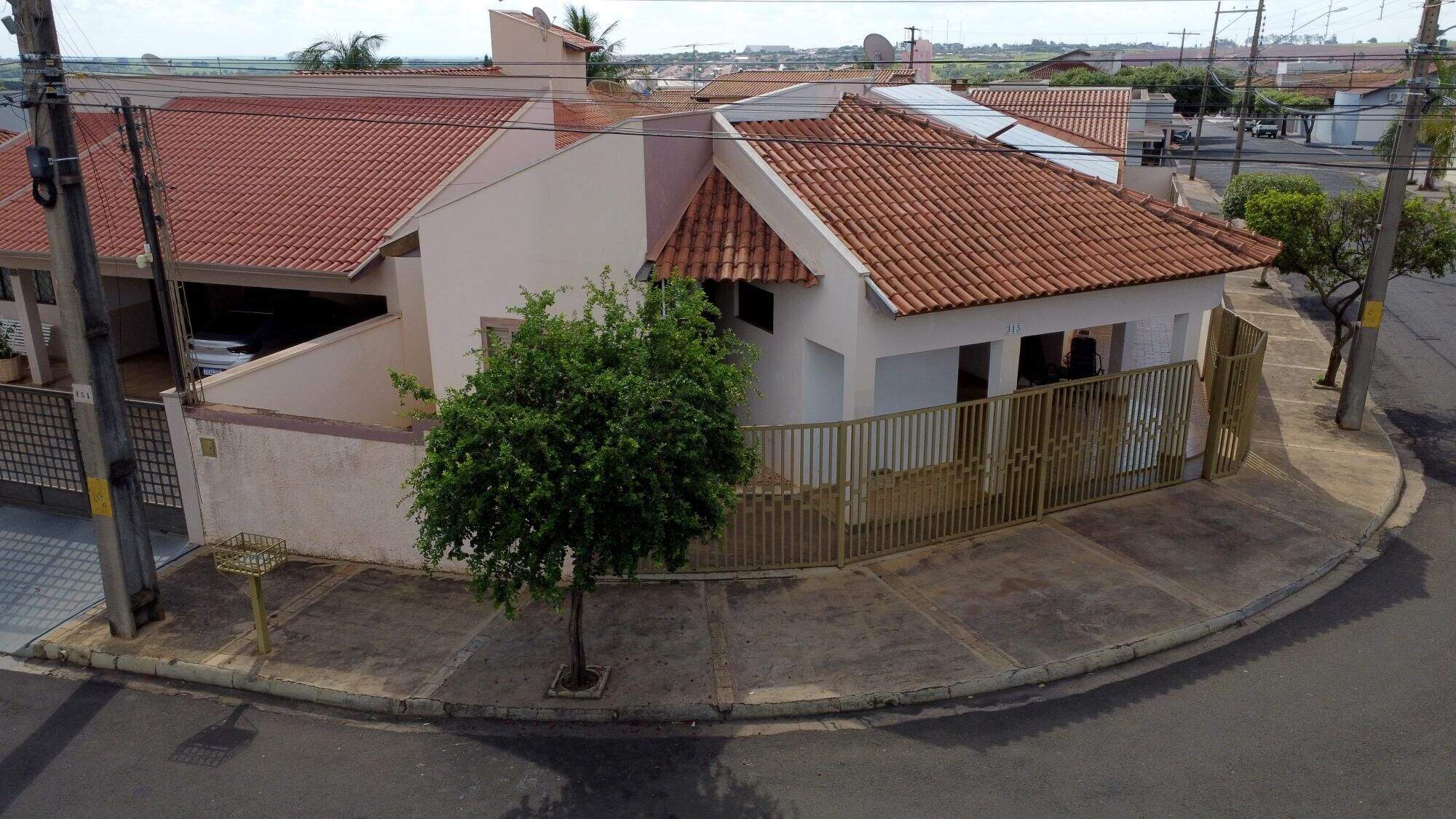 Casa à venda no Jardim Herculândia: 