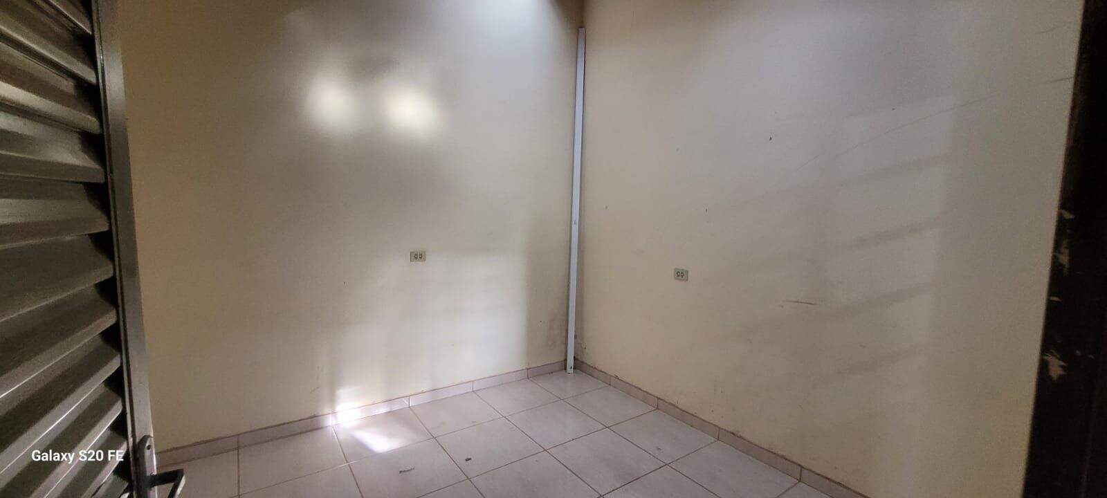 Casa à venda no Jardim Alto do Ouro Verde: 