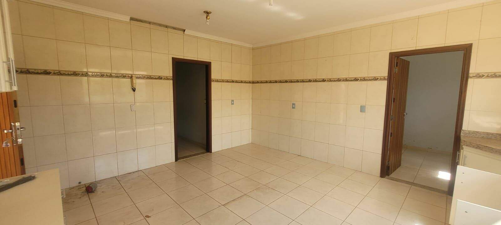 Casa à venda no Centro: 