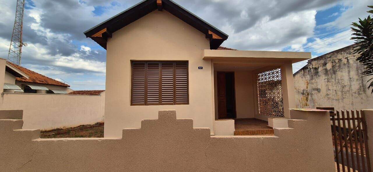 Casa à venda no Centro: 