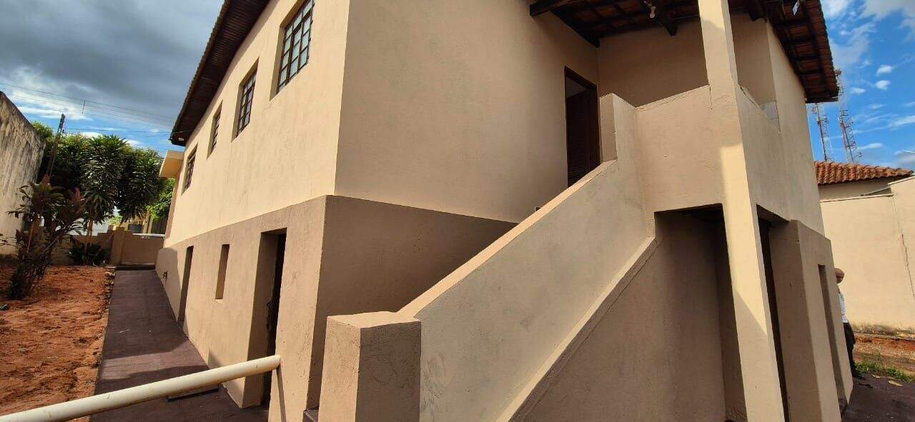 Casa à venda no Centro: 