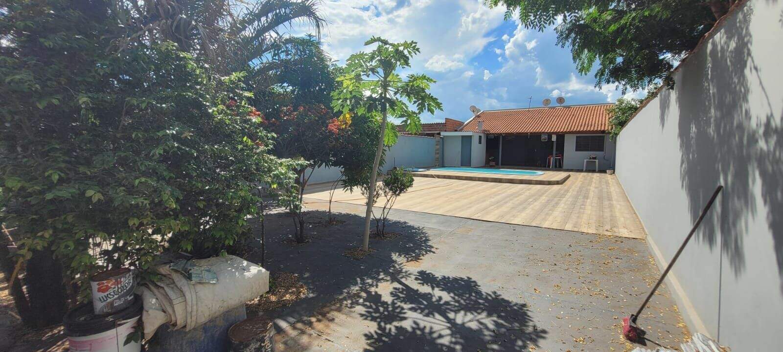 Casa de Condomínio à venda no Corguinho: 