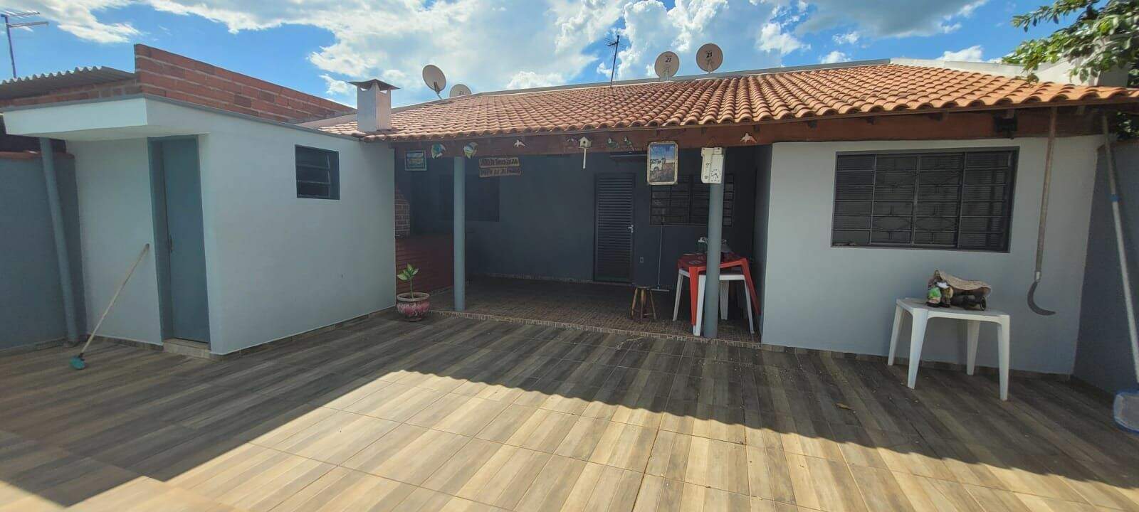 Casa de Condomínio à venda no Corguinho: 