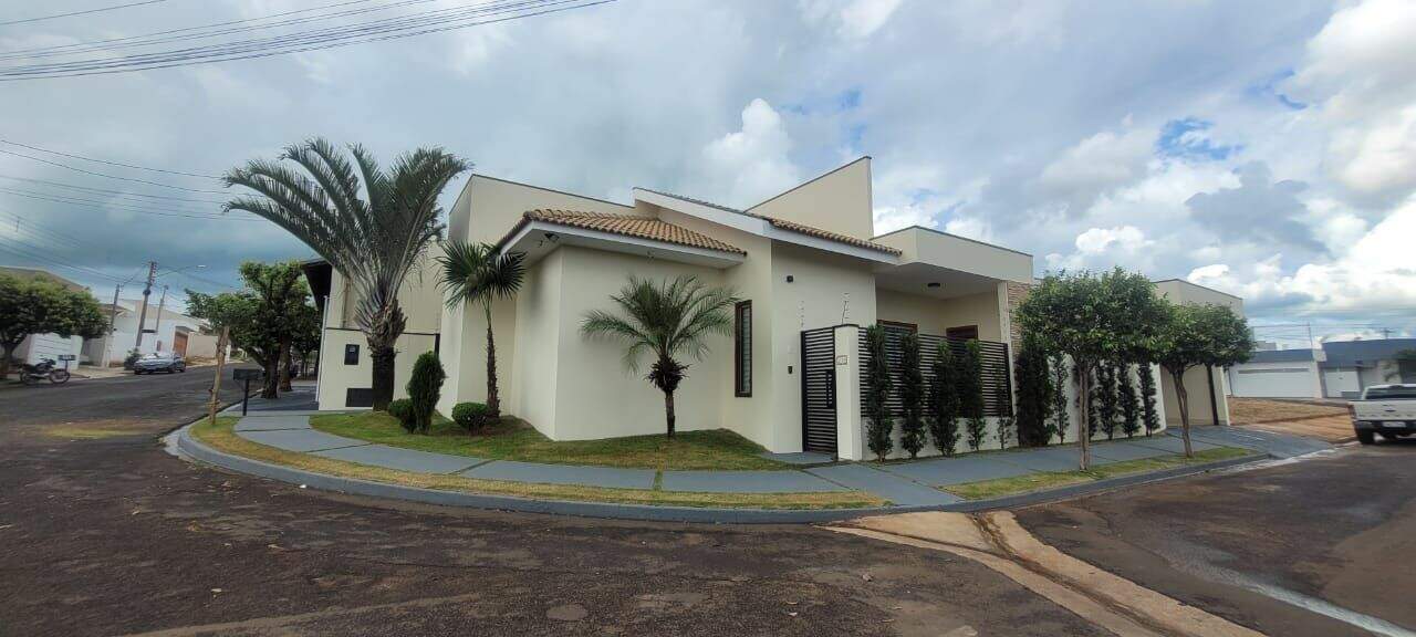 Casa à venda no Jardim Veneza: 