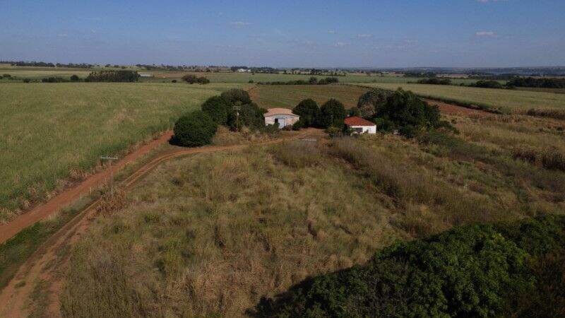 Sítio à venda no Zona Rural: 