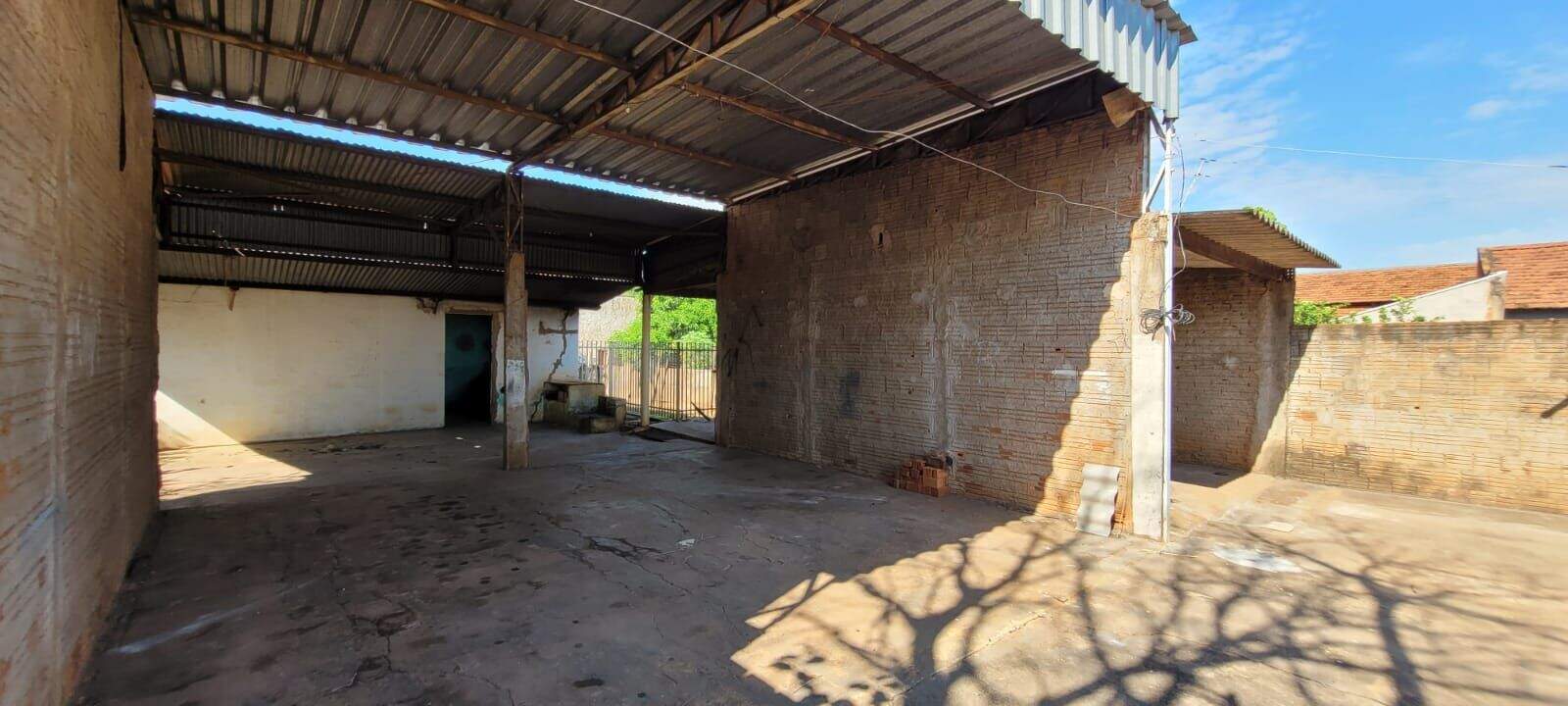 Casa à venda no Conjunto Residencial Maria Cristina: 