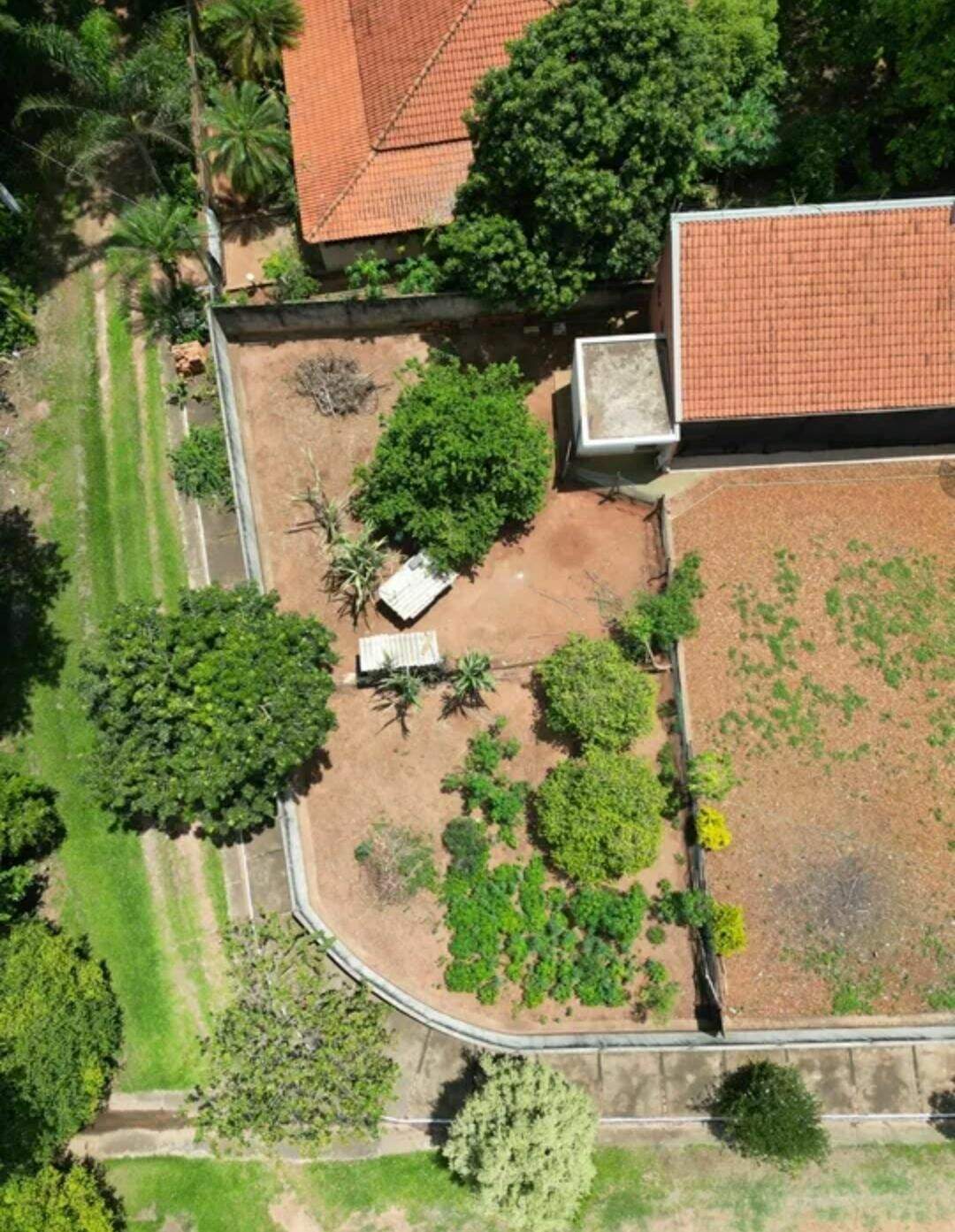 Terreno à venda no Altos do Tietê: 