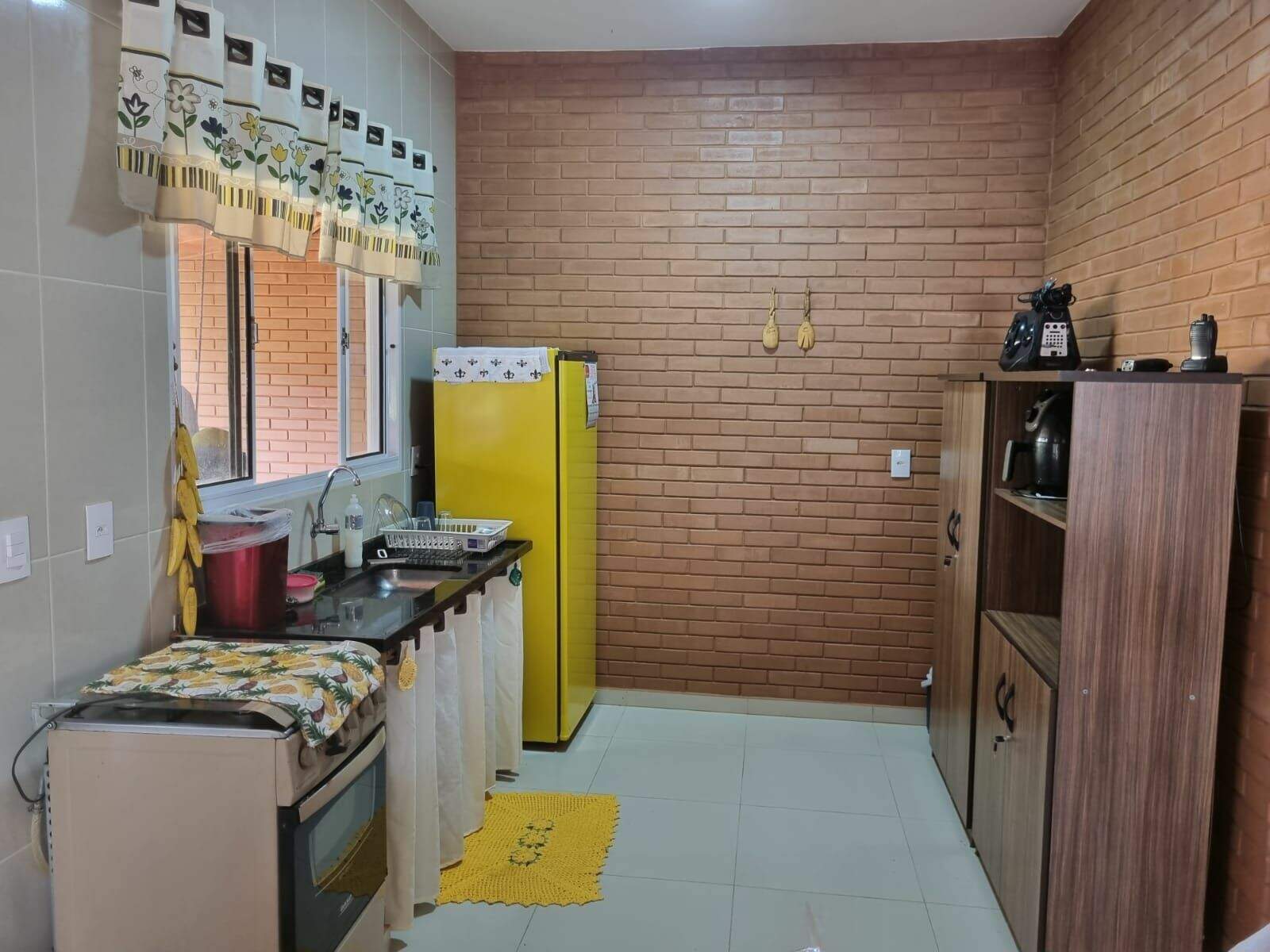 Casa de Condomínio à venda no Zona Rural: 