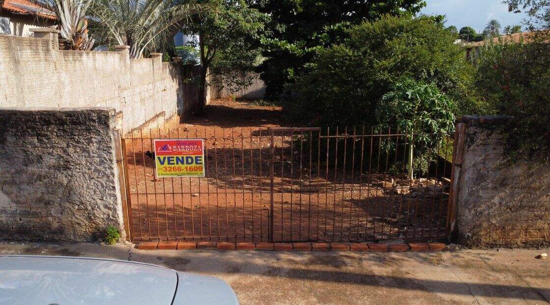 Terreno à venda no Centro: 