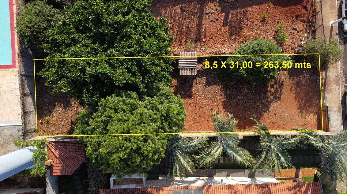 Terreno à venda no Centro: 