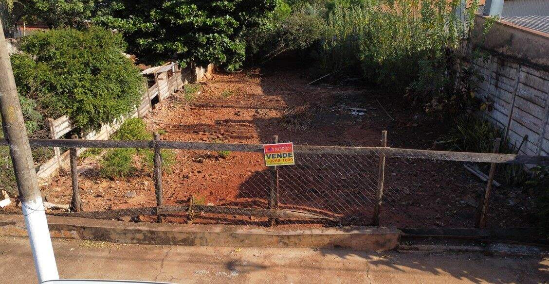 Terreno à venda no Centro: 