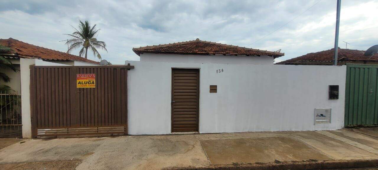 Casa para aluguel no Jardim Alvorada: 