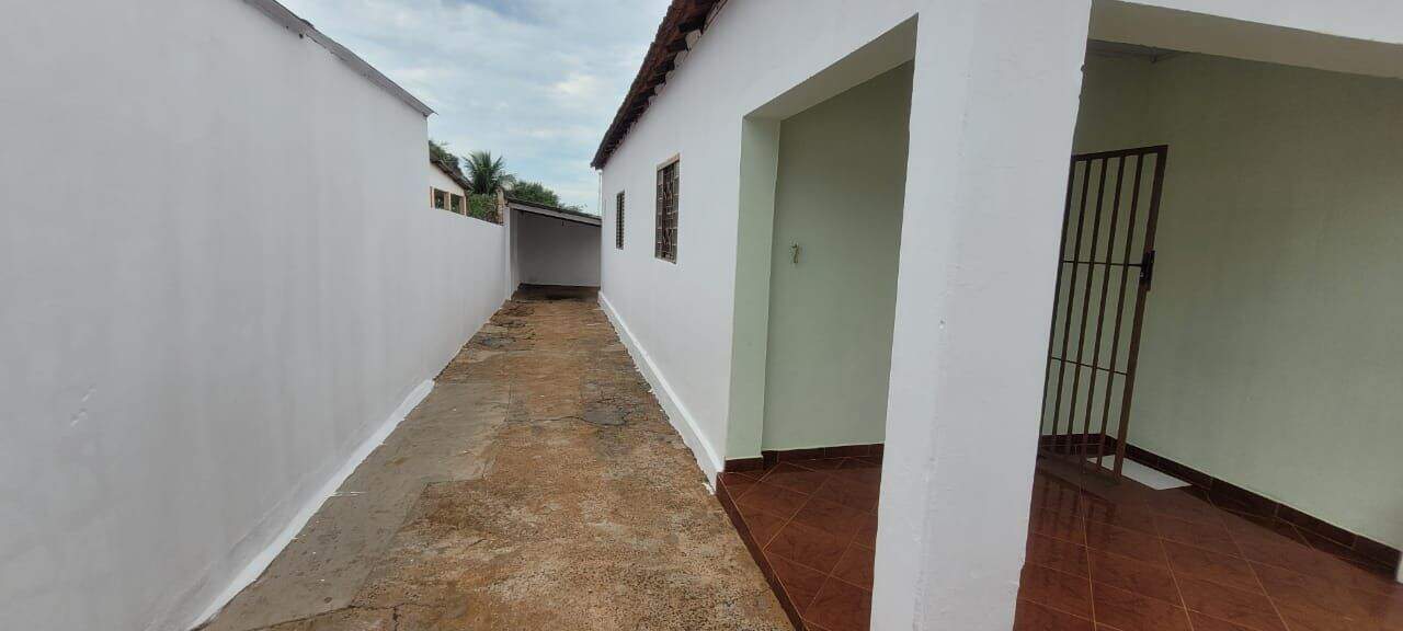 Casa para aluguel no Jardim Alvorada: 