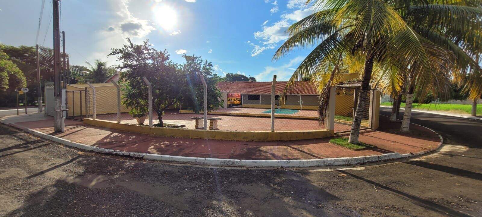 Casa de Condomínio para aluguel no Recanto da Onça: 