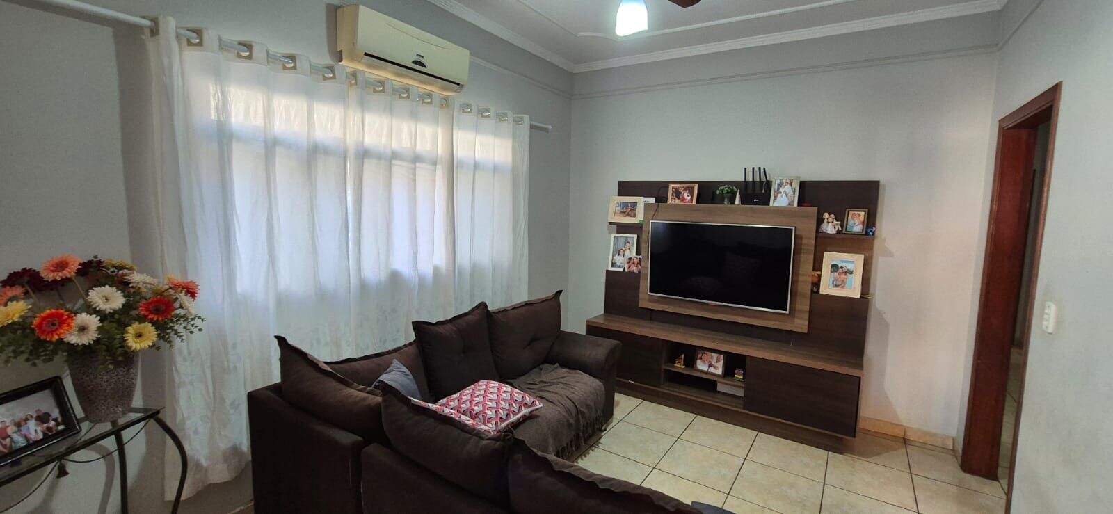 Casa à venda no Jardim Alto do Ouro Verde: 