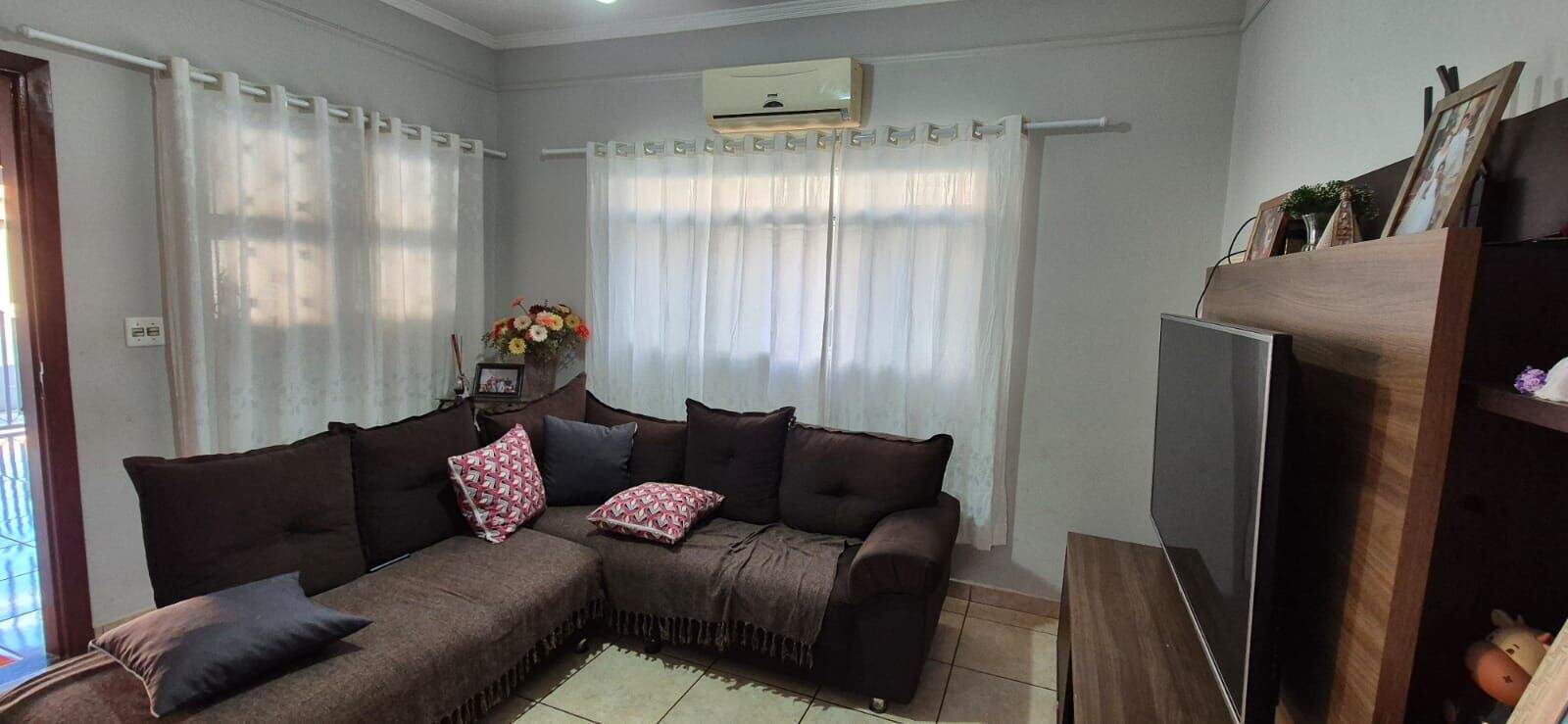 Casa à venda no Jardim Alto do Ouro Verde: 