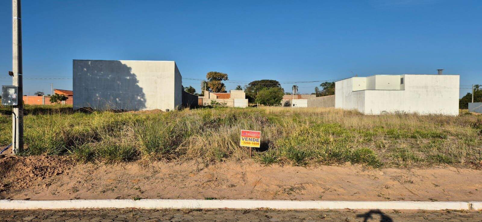Terreno à venda no Residencial e Comercial Pôr do Sol: 