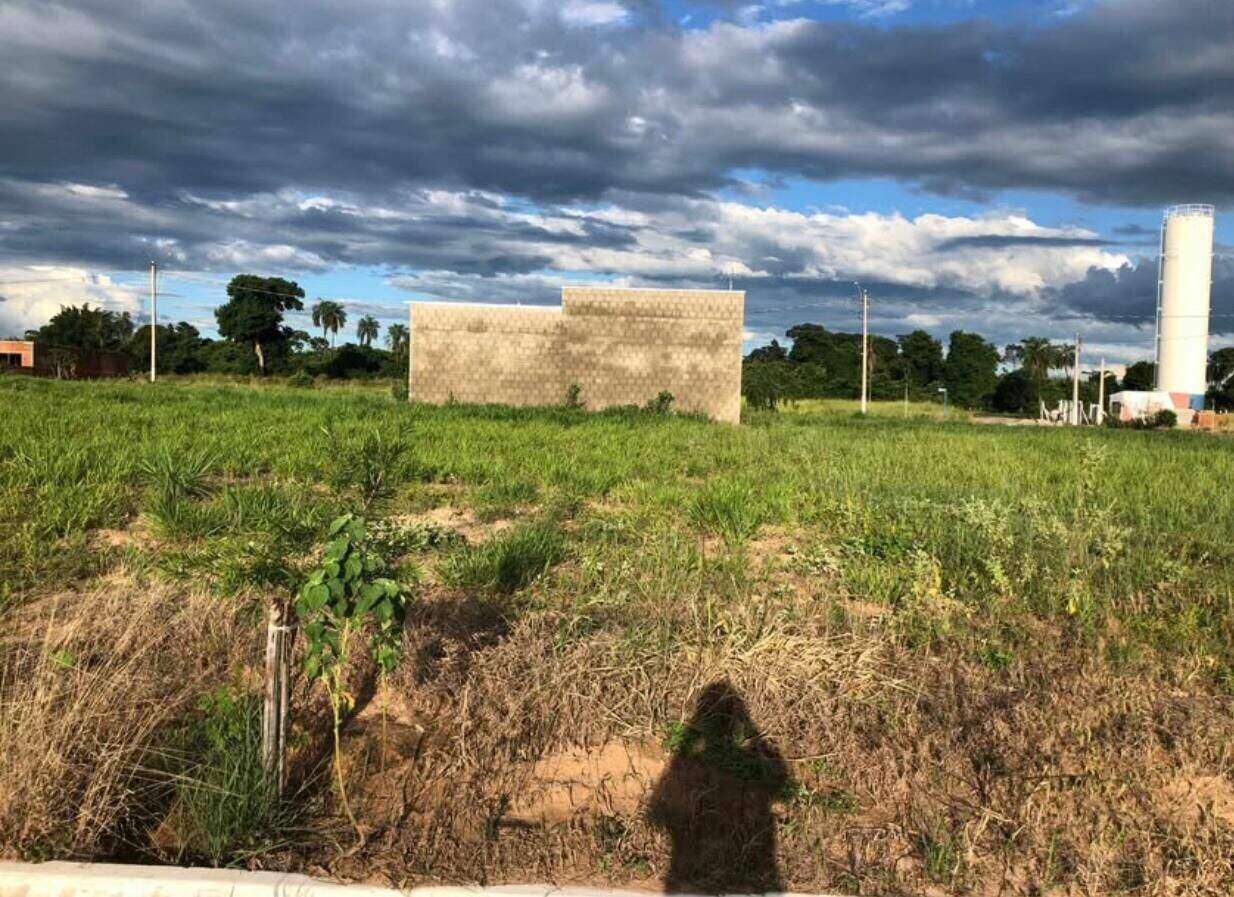 Terreno à venda no Residencial e Comercial Pôr do Sol: 
