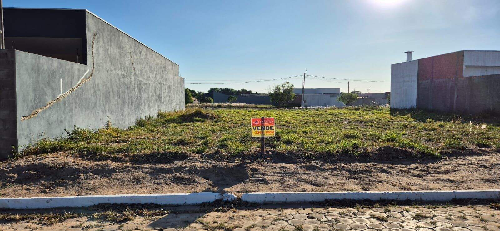 Terreno à venda no Residencial e Comercial Pôr do Sol: 