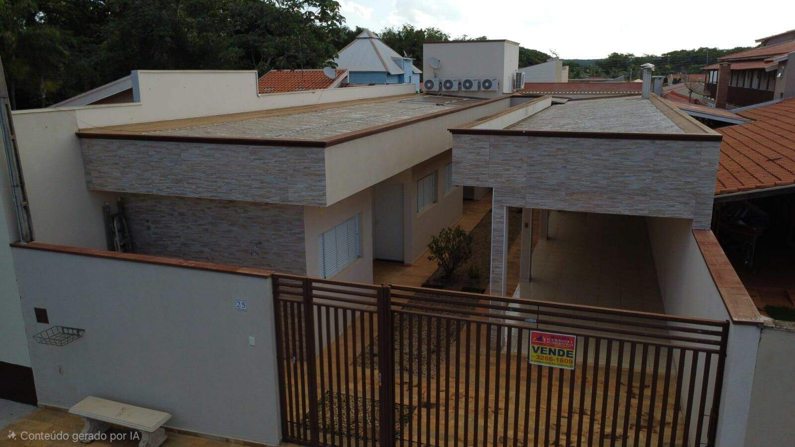 Casa de Condomínio à venda no Recanto da Onça: 