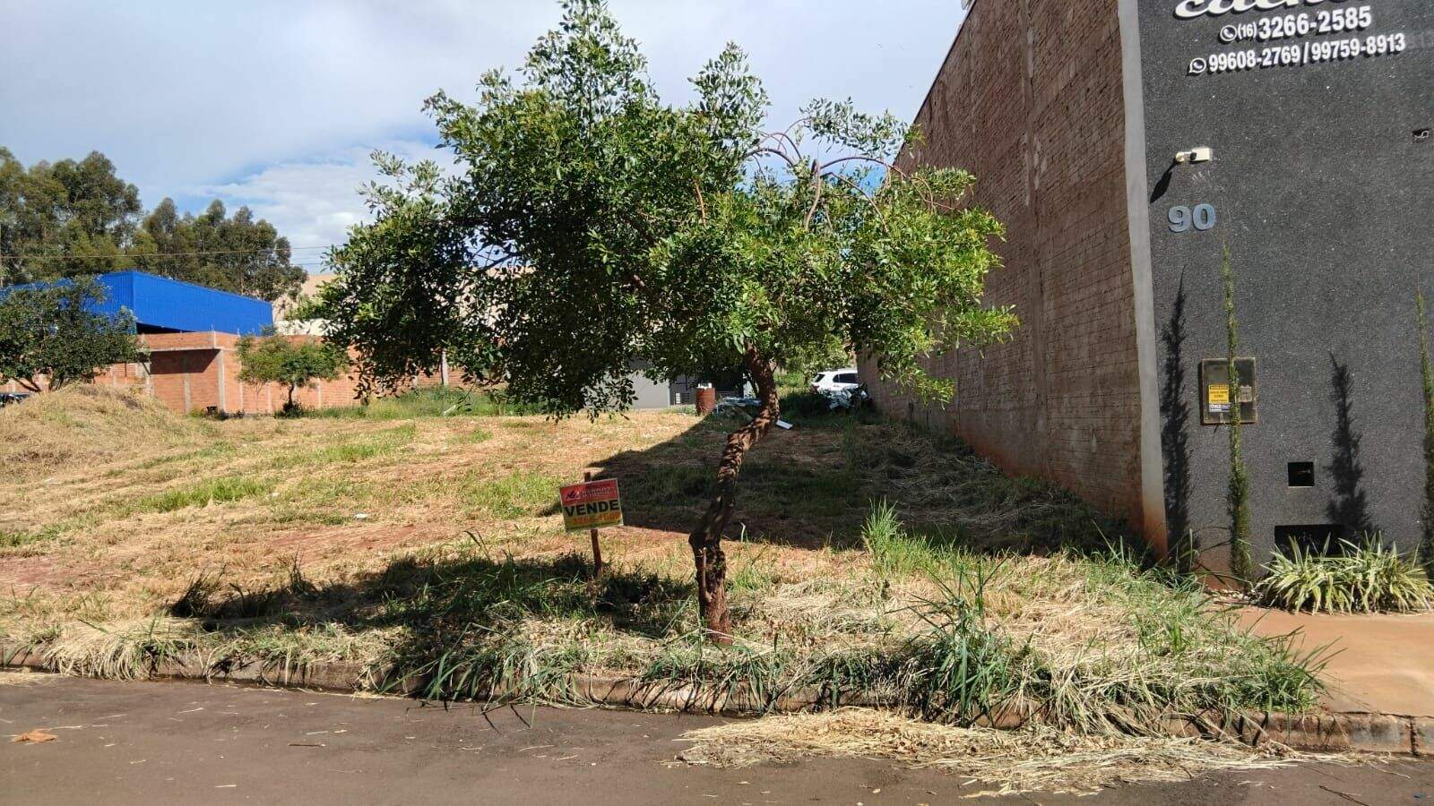 Terreno à venda no Residencial Di Roma: 