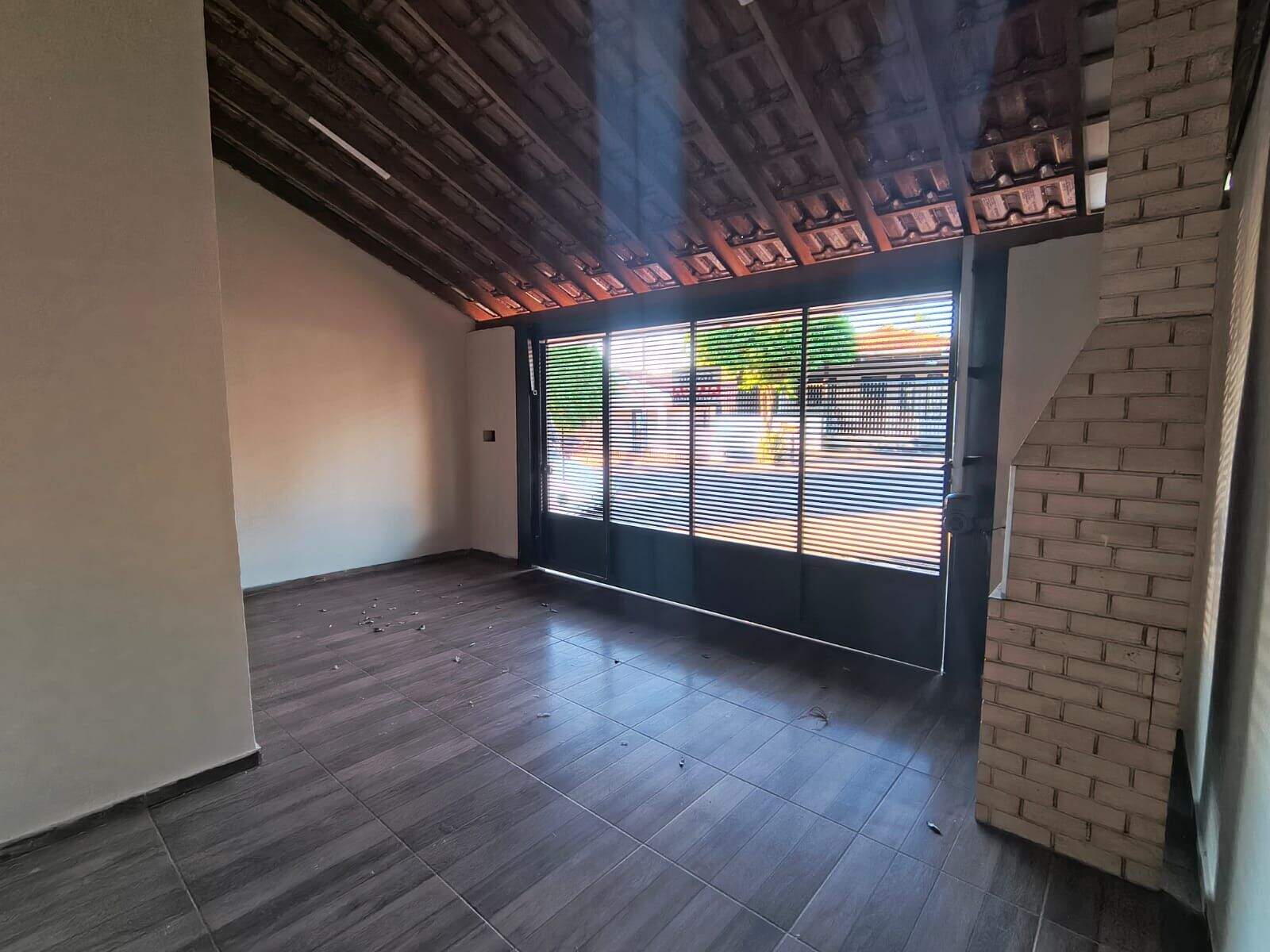 Casa à venda no Centro: 