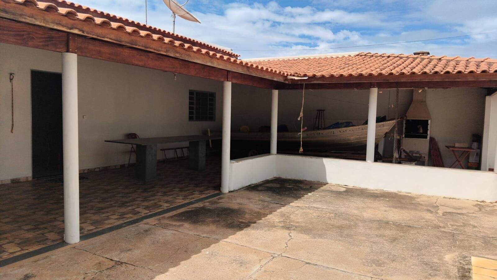 Casa de Condomínio à venda no Zona Rural: 