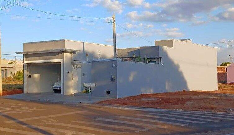 Casa à venda no Jardim Tainá: 