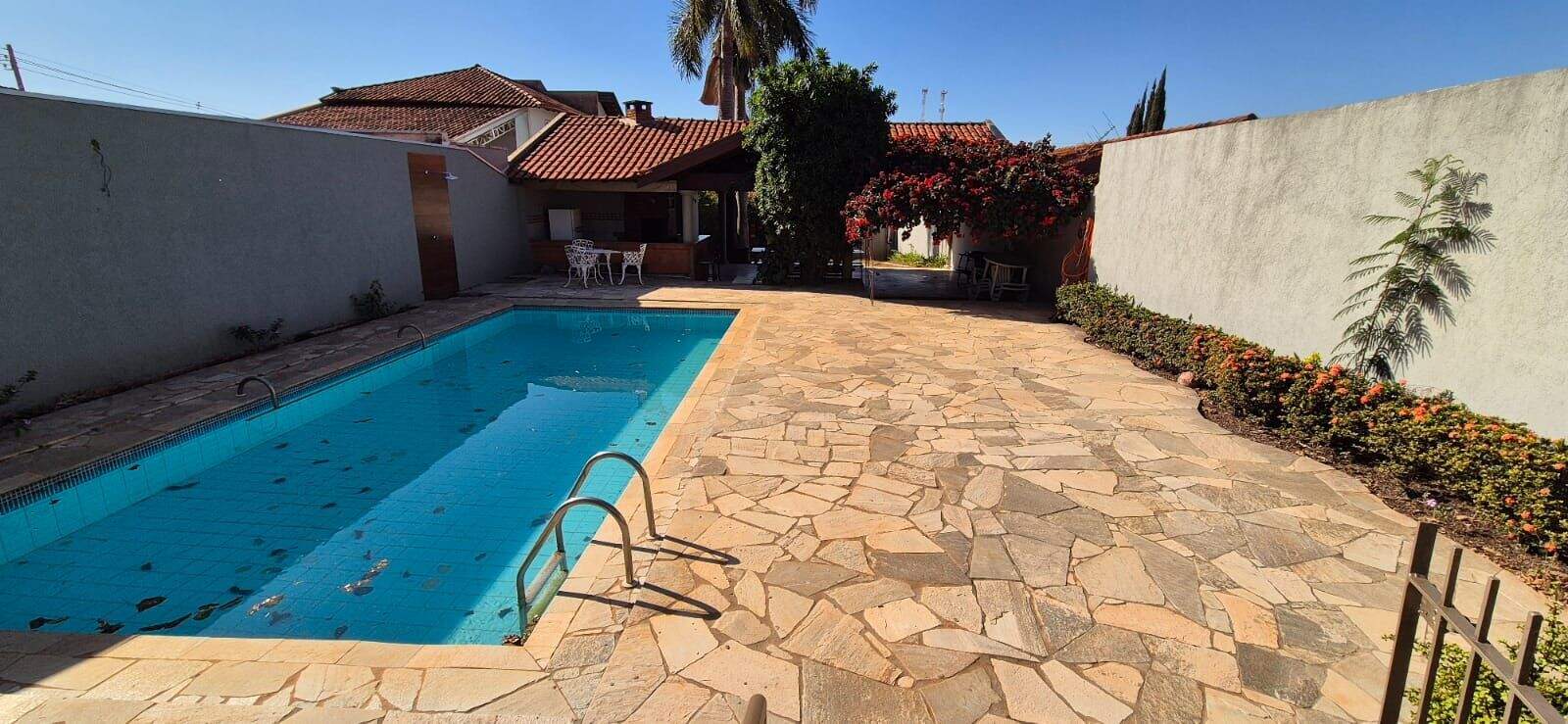 Casa à venda no Jardim Alvorada: 