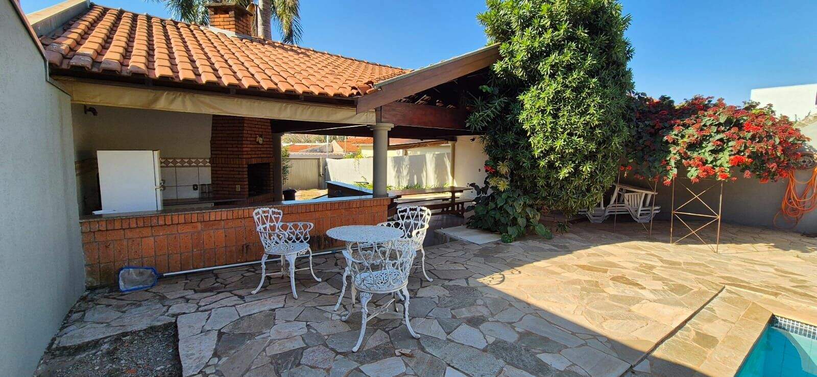 Casa à venda no Jardim Alvorada: 