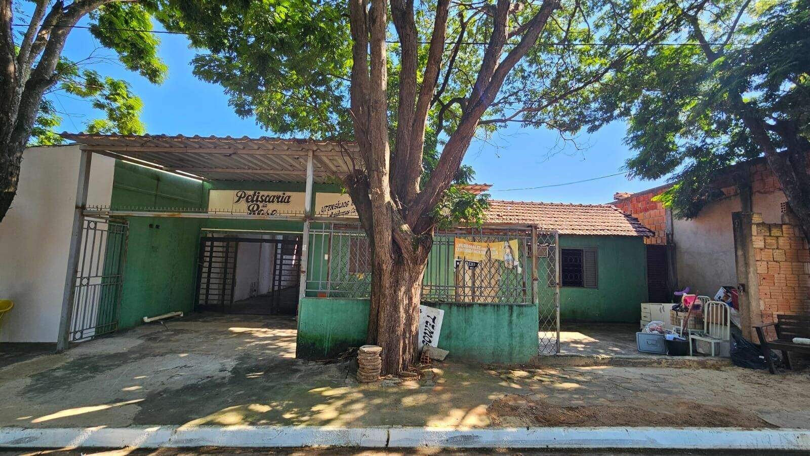 Casa de Condomínio para aluguel no Zona Rural: 