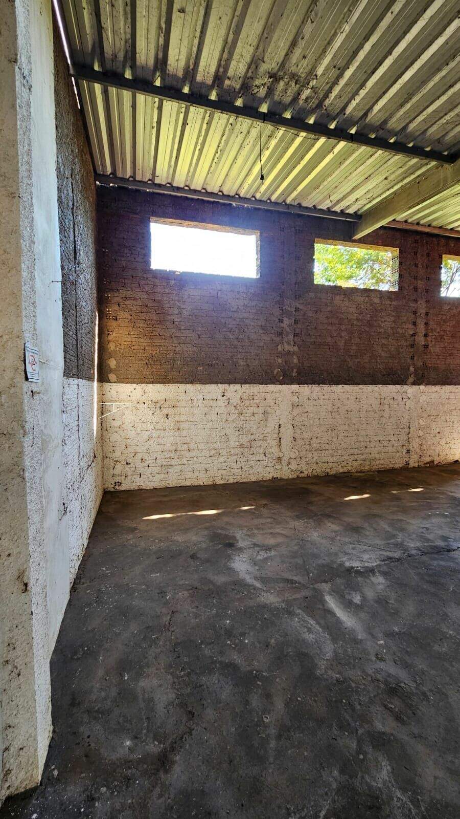 Casa de Condomínio para aluguel no Zona Rural: 