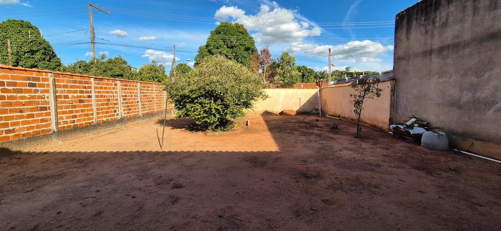 Casa de Condomínio à venda no Zona Rural: 