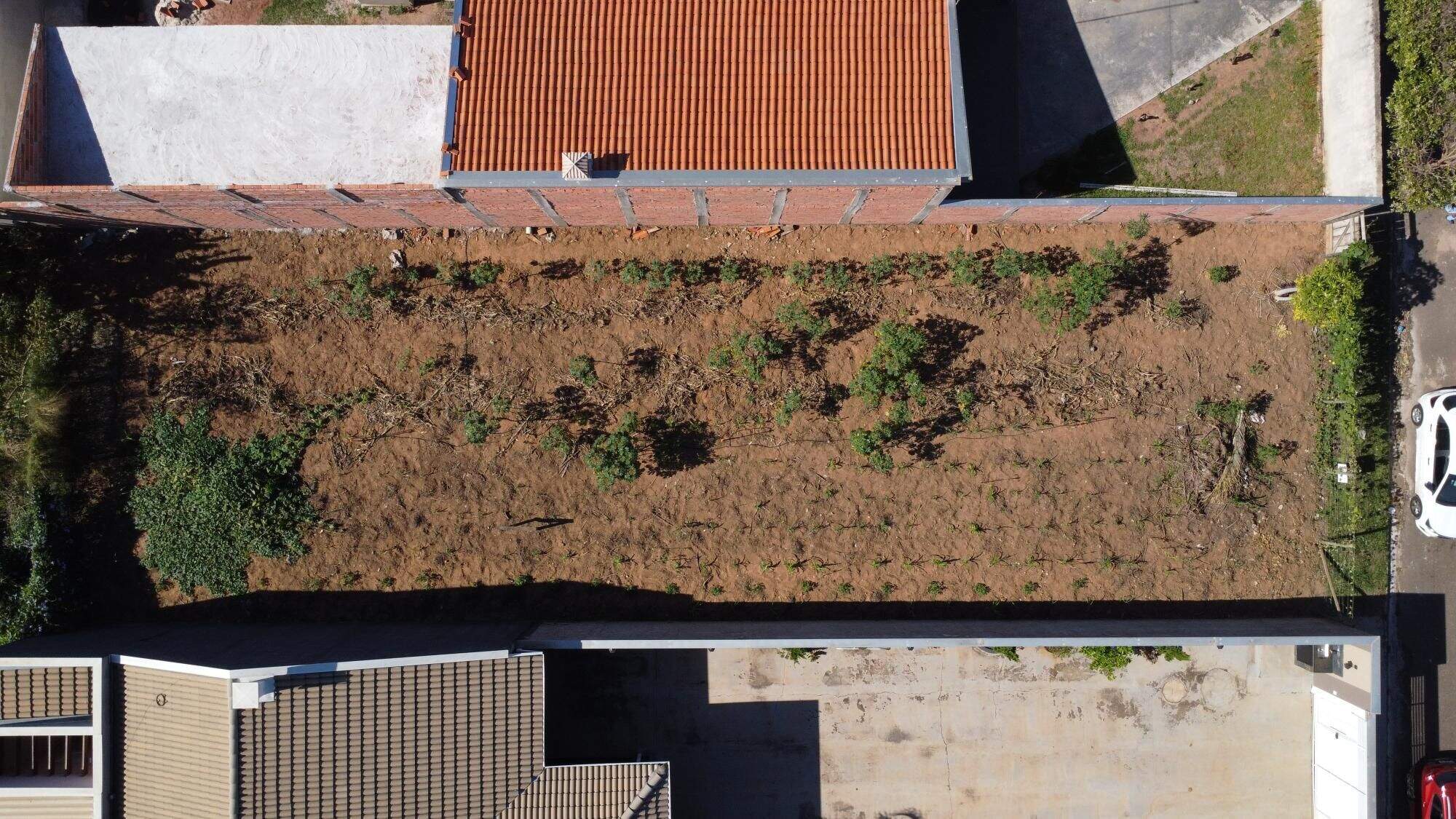 Terreno à venda no Village Tietê: 