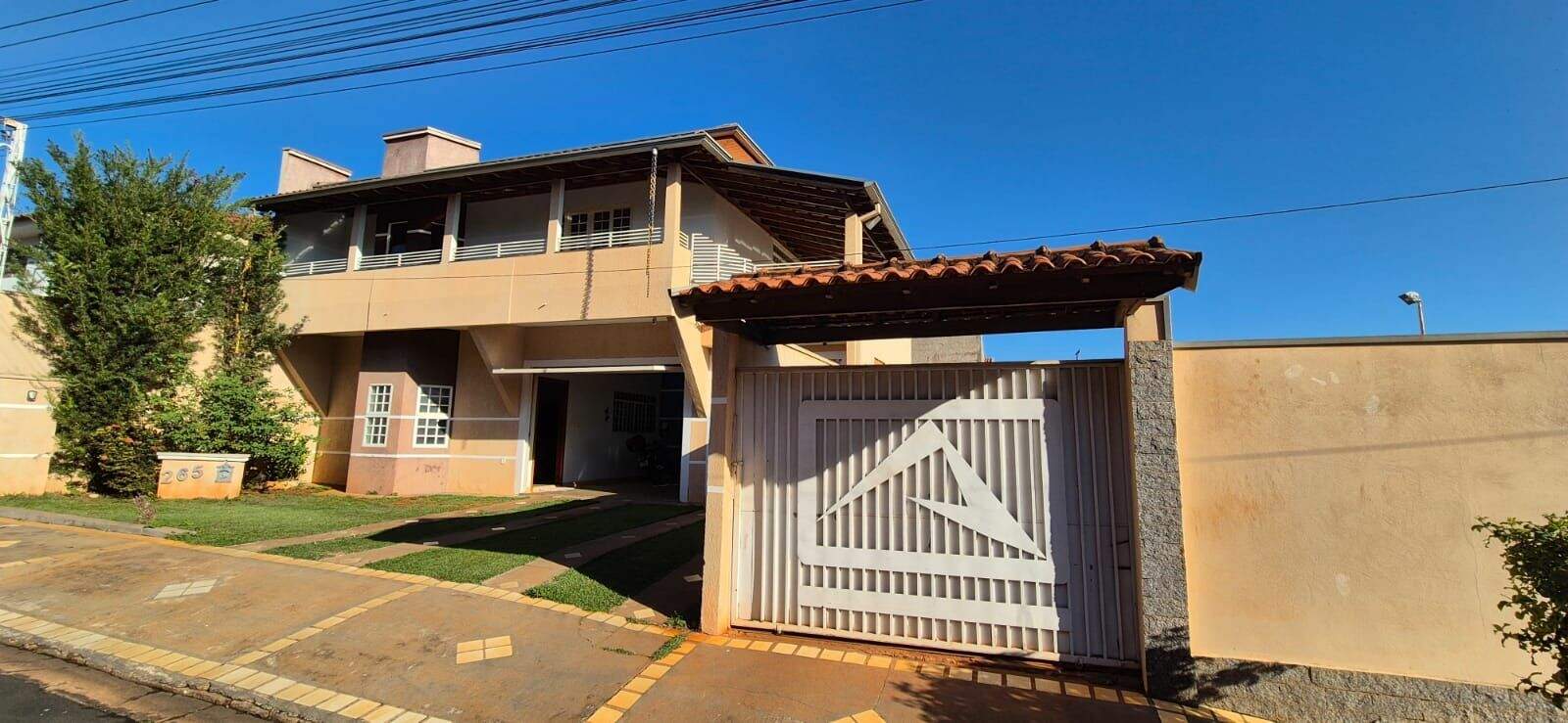 Sobrado à venda no Centro: 