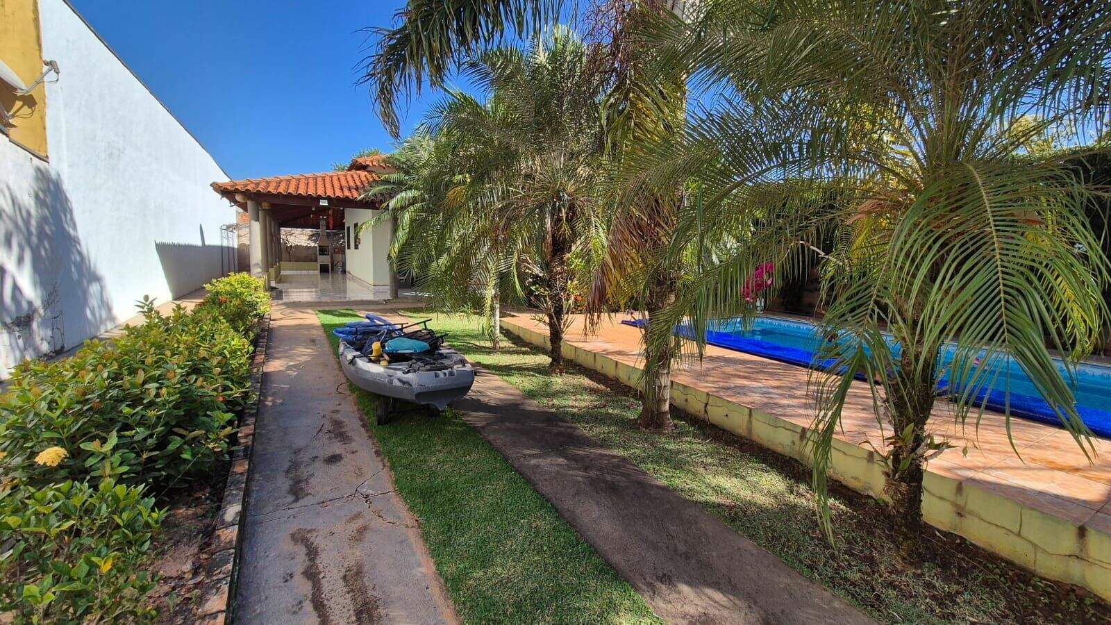 Casa de Condomínio à venda no Rio da Onça: 