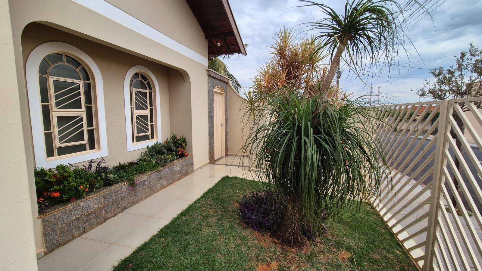 Casa à venda no Jardim Primavera: 