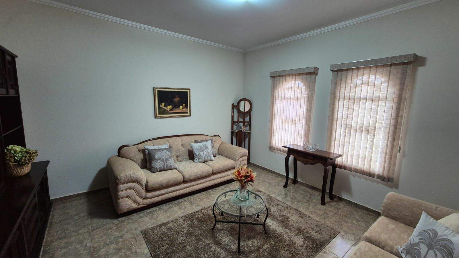 Casa à venda no Jardim Primavera: 