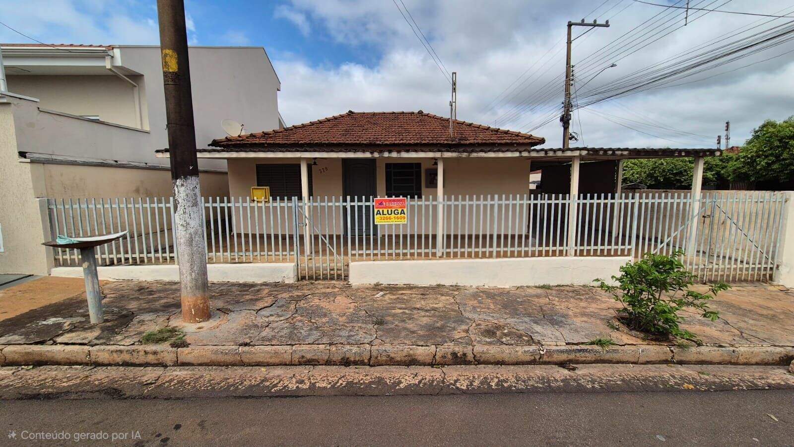 Casa para aluguel no Centro: 