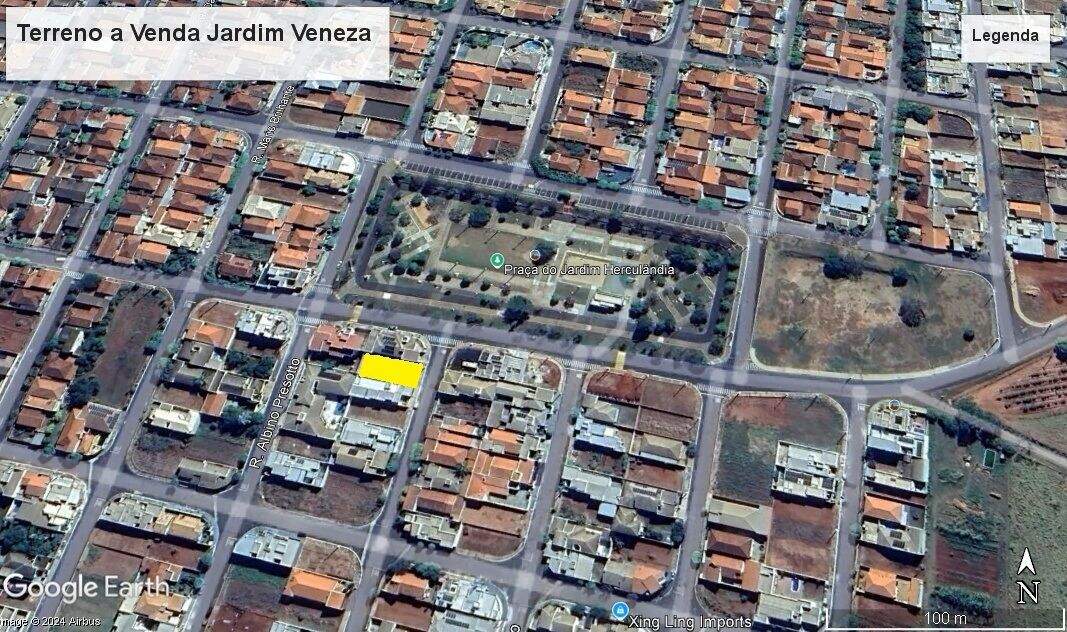 Terreno à venda no Jardim Veneza: 