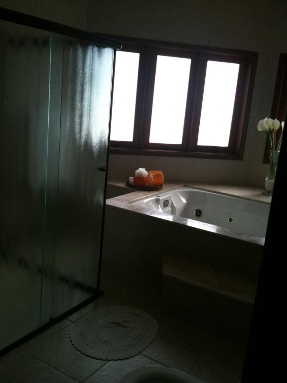 Casa à venda no Dois Córregos: 