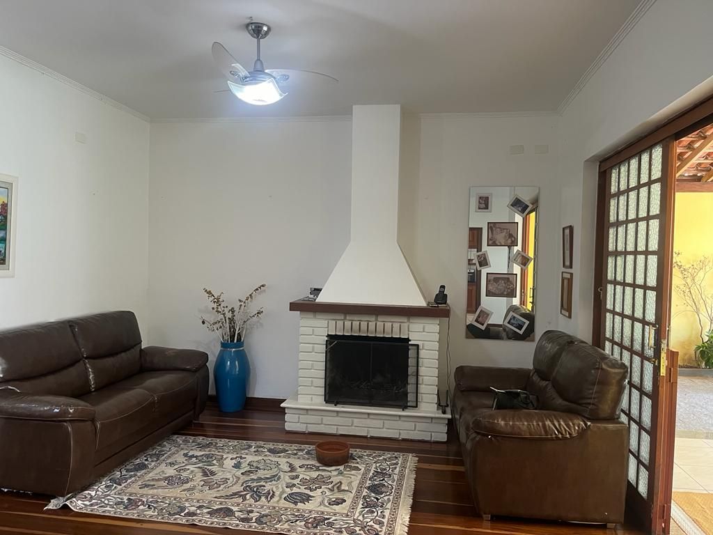 Casa à venda no Jardim Chapadão: 