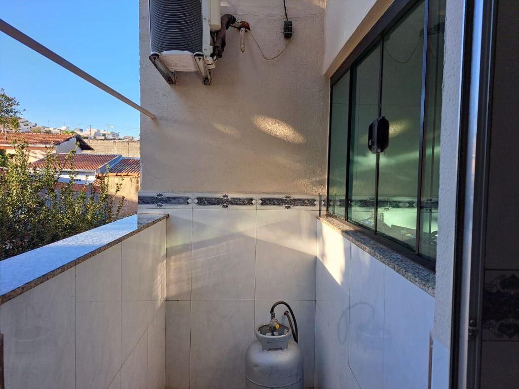 Casa à venda no Vila Bressani: 