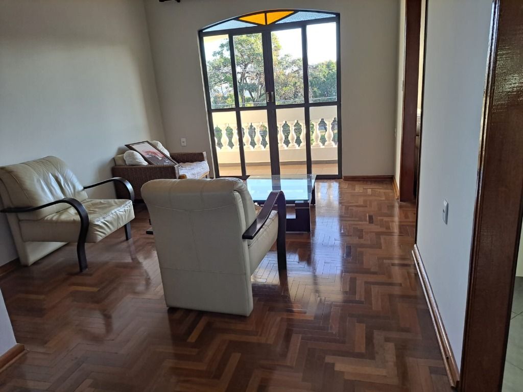 Casa à venda no Vila Bressani: 