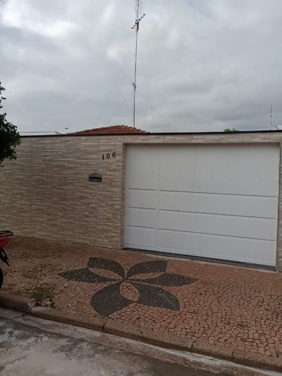 Casa à venda no Vila Bressani: 