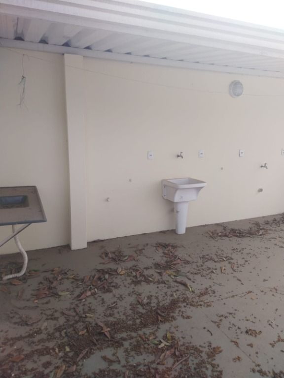 Casa à venda no Recanto Santa Catarina: 