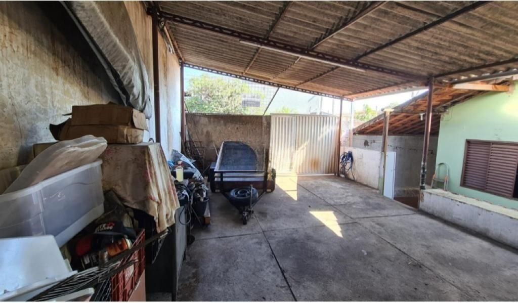 Casa à venda no Vila Bressani: 