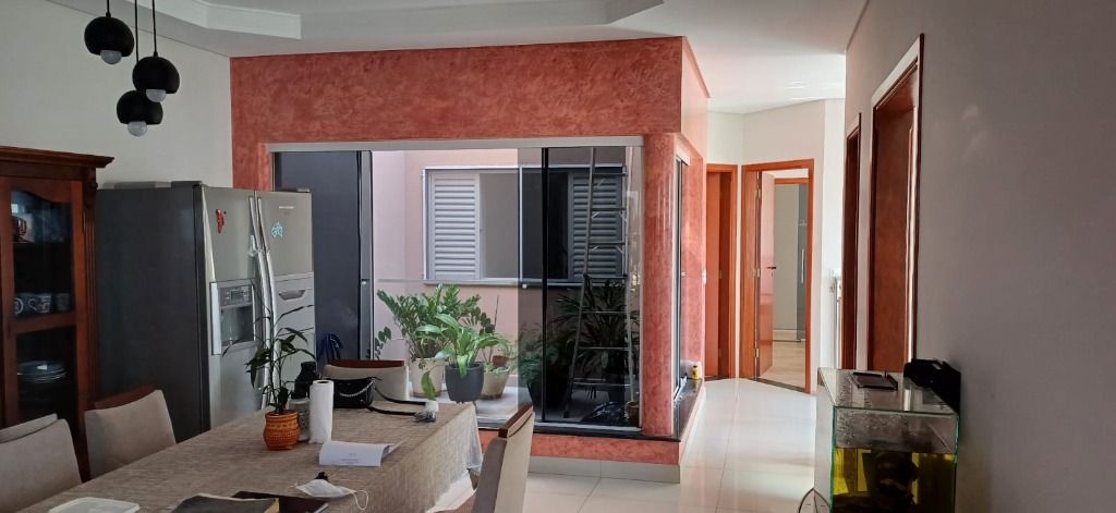 Casa à venda no Vila Bressani: 