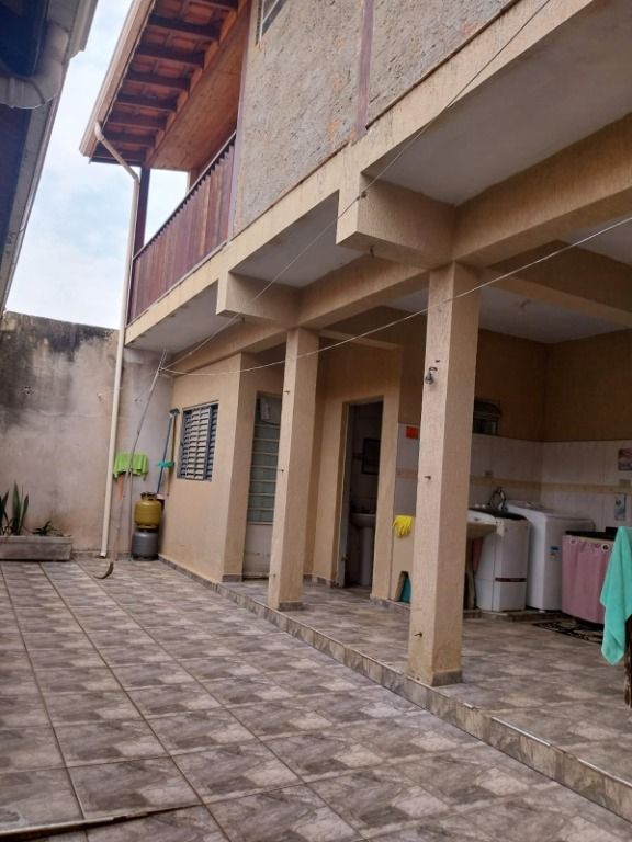 Casa à venda no Saltinho: 