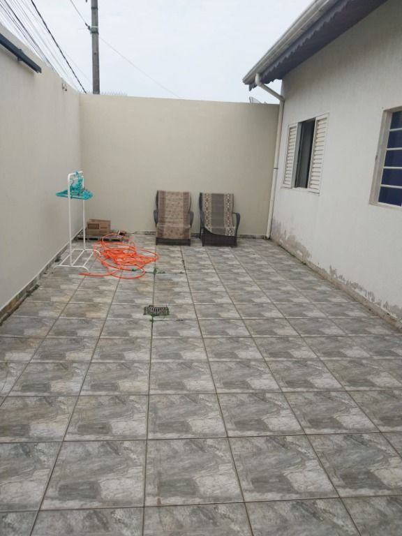 Casa à venda no Saltinho: 